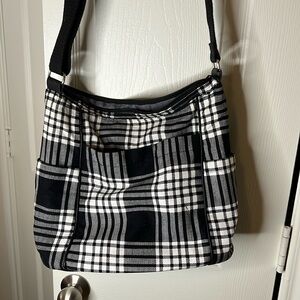 EUC Thirty-one Casual Carry All